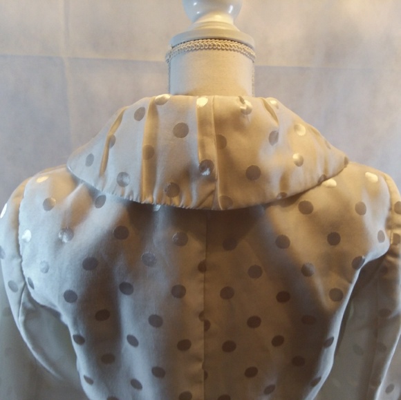 Isabella, white jacket, polka dots - Picture 3 of 6